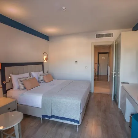 Maxeria Blue Didyma 5*